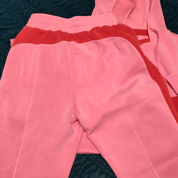 Supersoft Colorblock Set - Picture 3 of 8